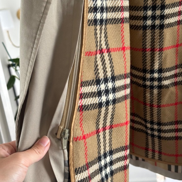 Vintage Burberry Long Trench Coat with Removable Wool Lining - Picture 5 of 15